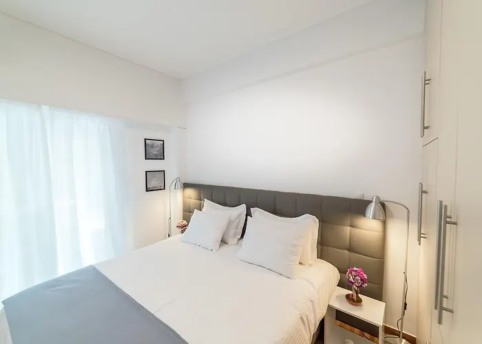Modern Design Apartment Near Acropolis